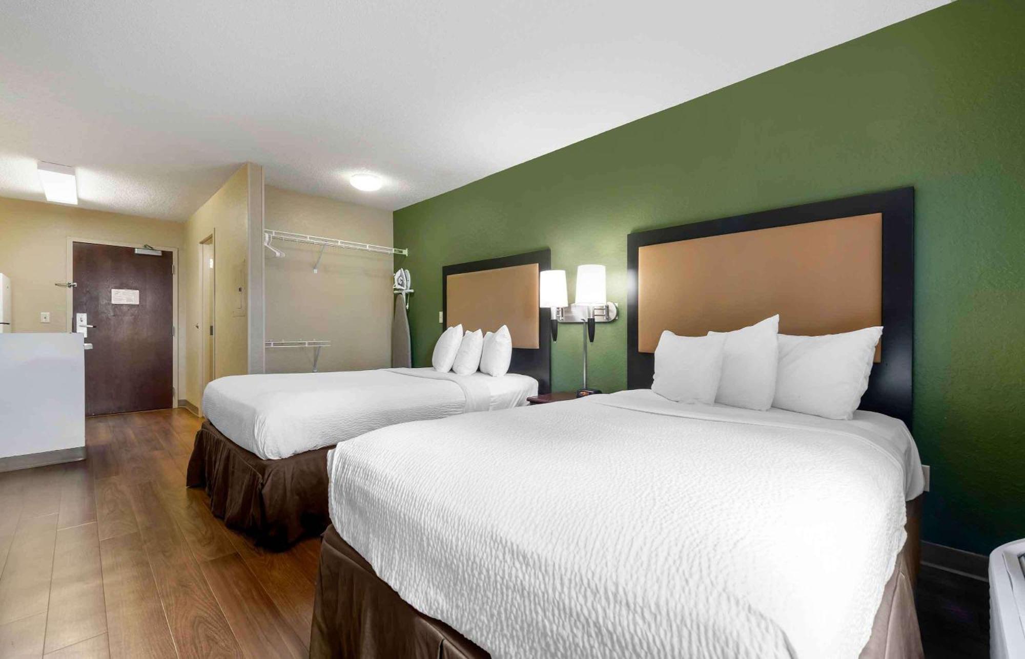 เอ็กซ์เทนด์ สเตย์ อเมริกา แจ็คสันวิลล์ เลอนัวร์อเวนิว อีสต์ Hotel แจ็กสันวิลล์ ภายนอก รูปภาพ
