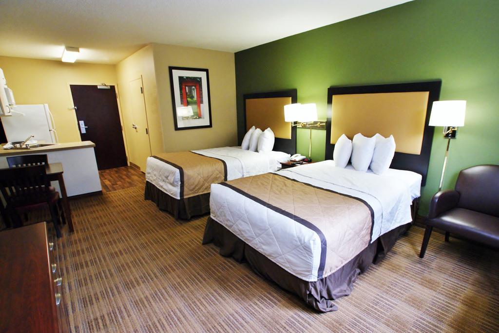 เอ็กซ์เทนด์ สเตย์ อเมริกา แจ็คสันวิลล์ เลอนัวร์อเวนิว อีสต์ Hotel แจ็กสันวิลล์ ภายนอก รูปภาพ